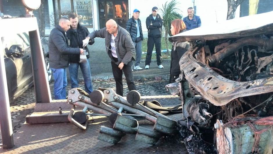 zapaljen automobil predsjednika DIK-a